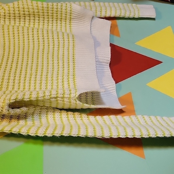 Delia's Vintange Striped Cropped Sweater Lime Green And White Size Medium - Picture 5 of 10